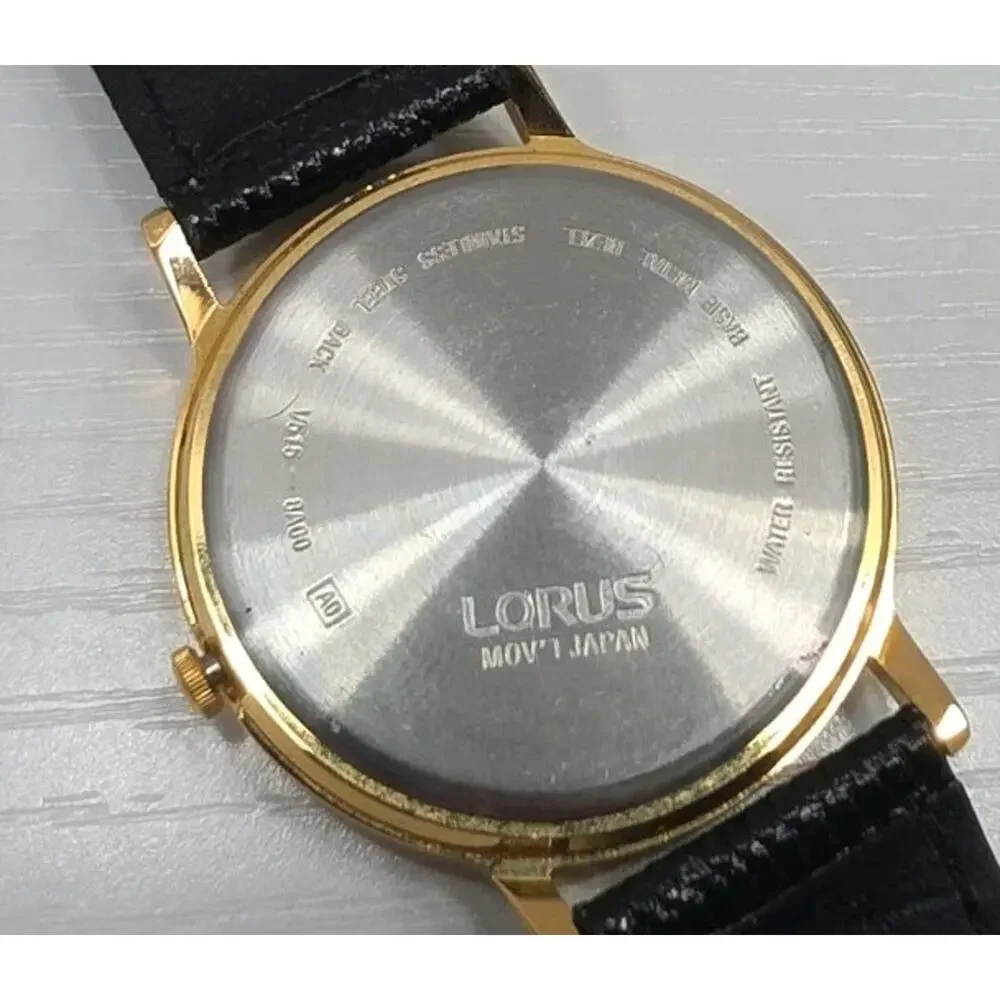 Lorus Disney Mickey Mouse Mens Watch 35mm Hologram V515-8A00 - New Battery W272